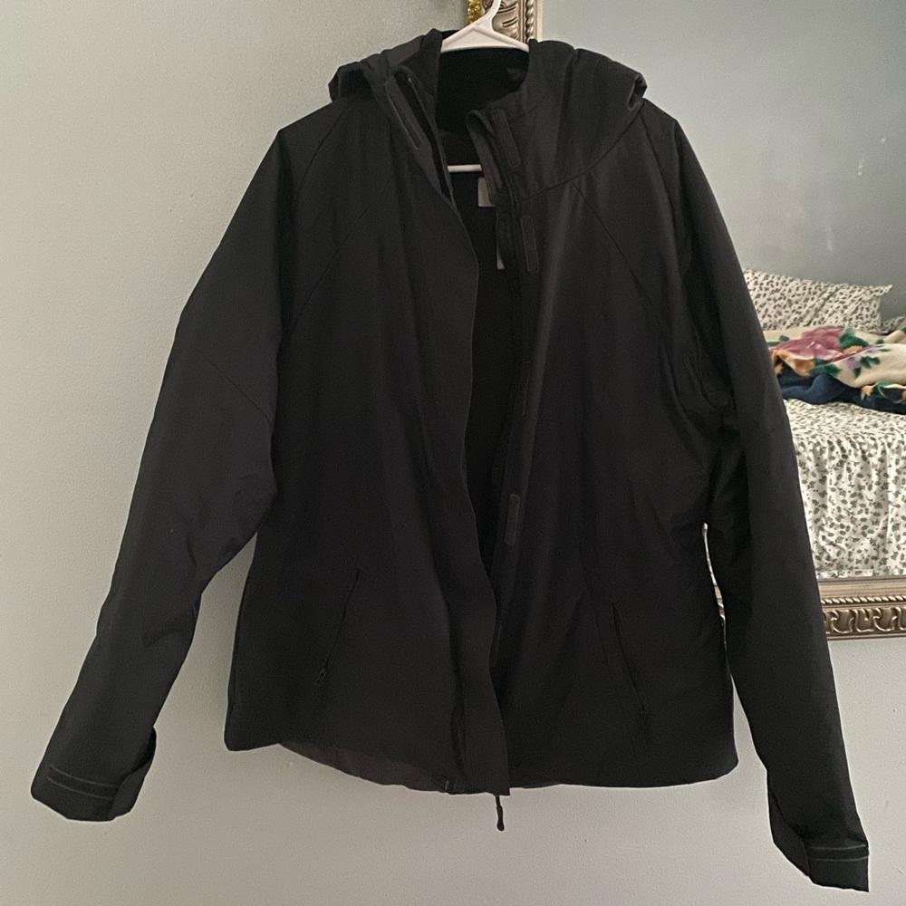 Black winter coat ❄️